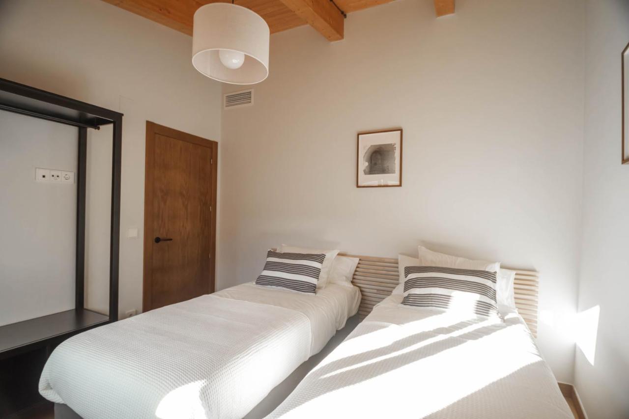 Cal Negret Rural Apartments Alos de Balaguer Exteriör bild
