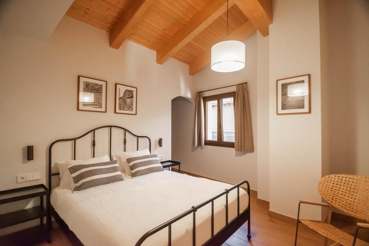 Cal Negret Rural Apartments Alos de Balaguer Exteriör bild